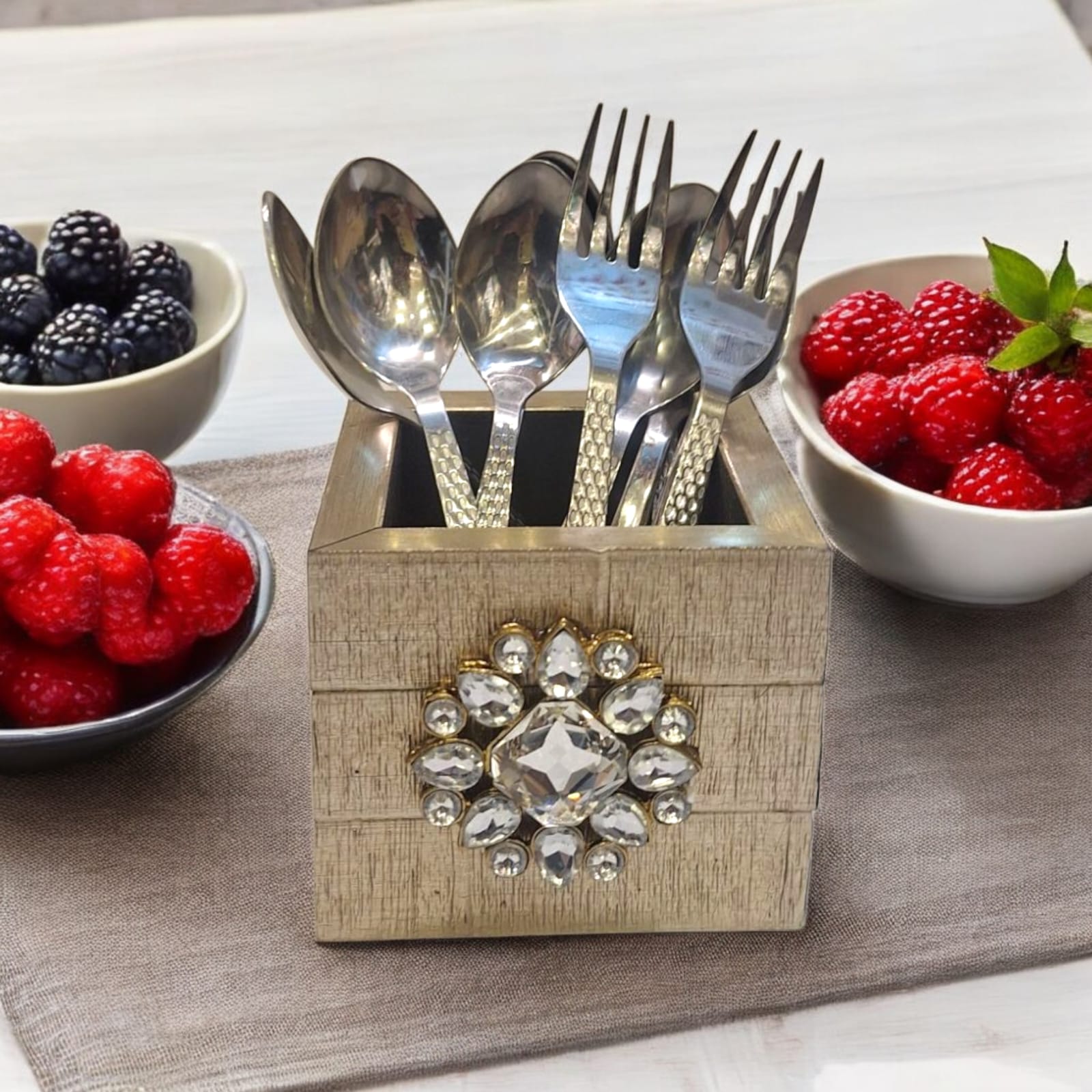 GOLD SMALL CUTLERY STAND